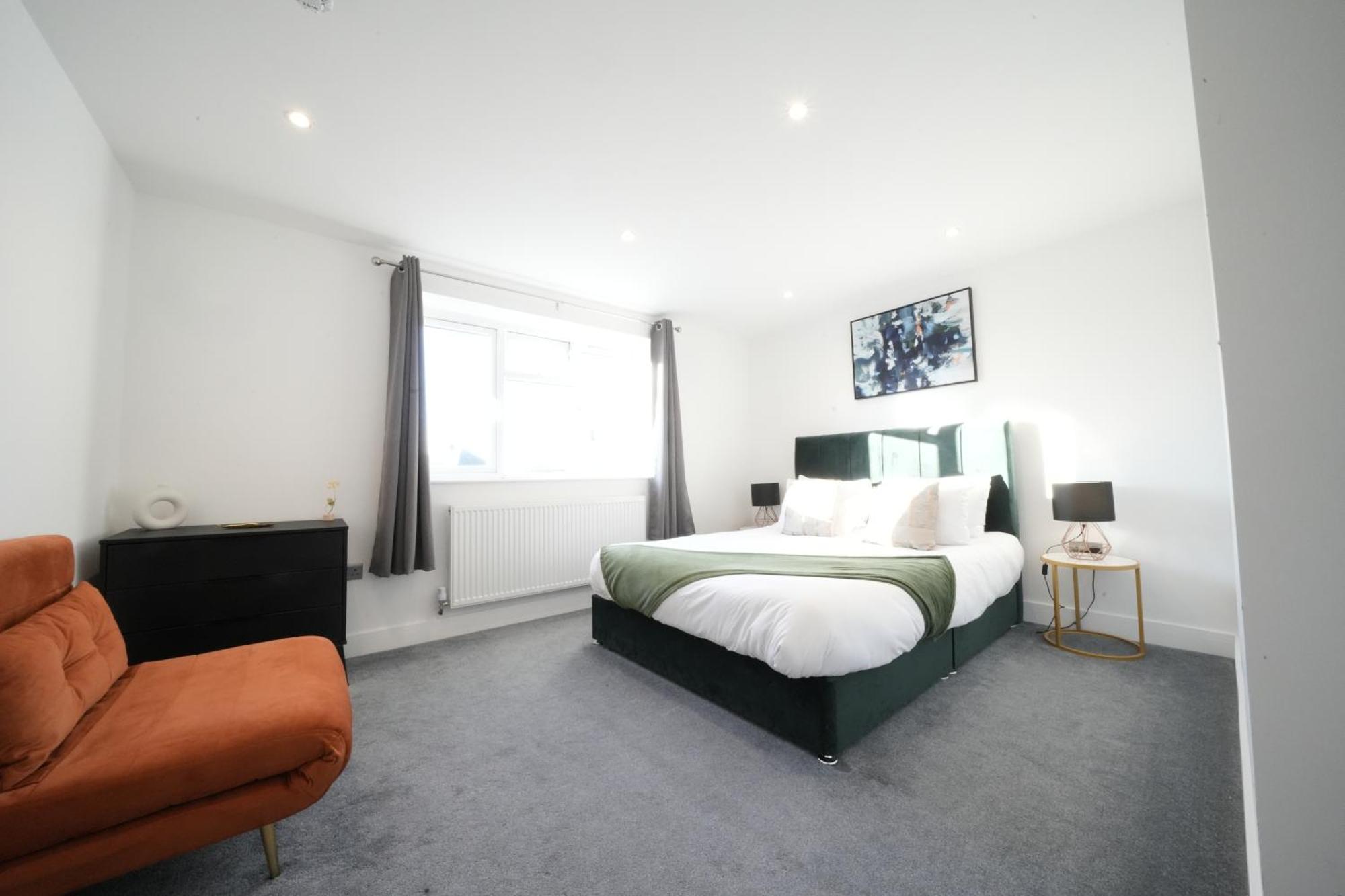 10 Min Drive To Airport - Free Parking - 15 Min Bus Ride - Ev Charge Available Apartment Stanwell Luaran gambar